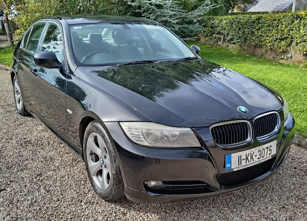 BMW 320d 2011 - Image 5