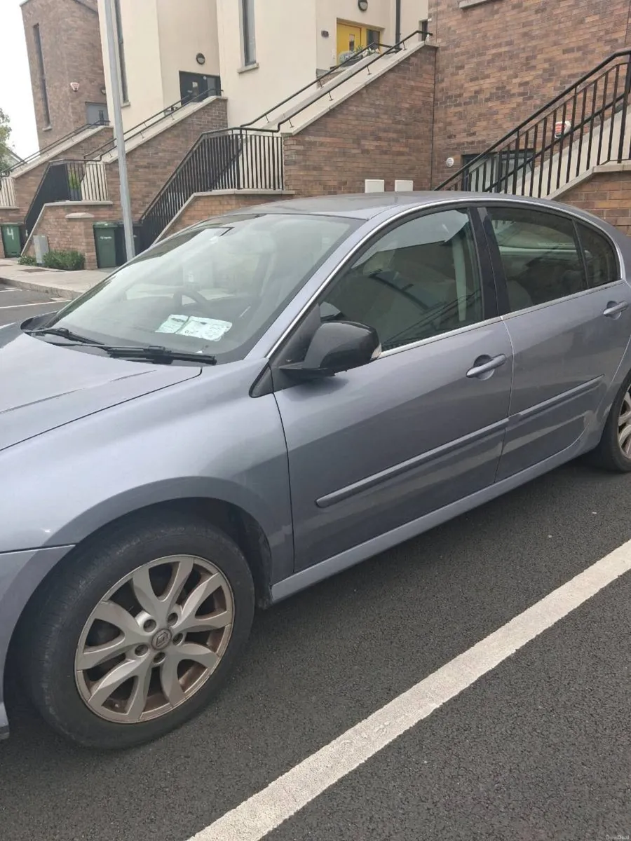 Car - Image 3
