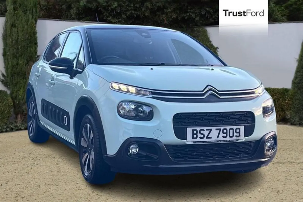 Citroen C3 1.2 PureTech 82 Flair 5dr - Image 1