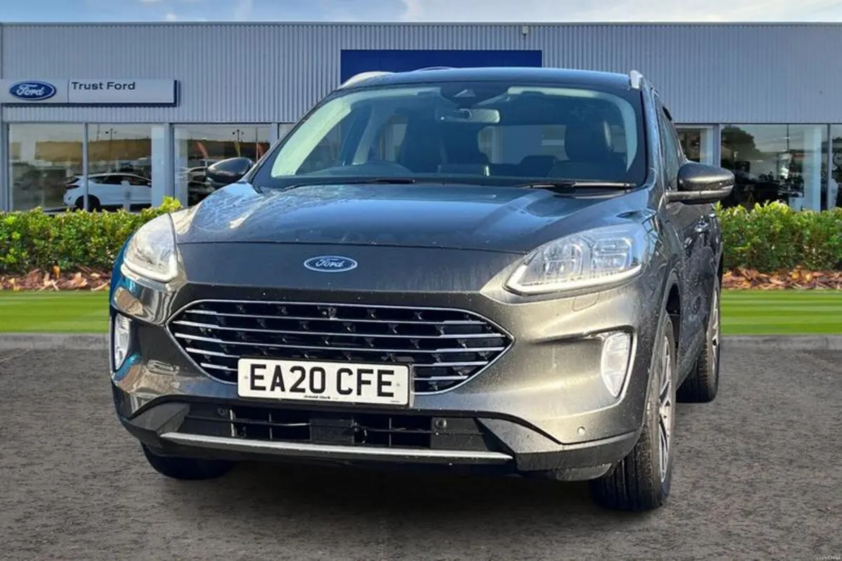 Ford Kuga 2.5 PHEV Titanium First Edition 5dr CVT - Image 5