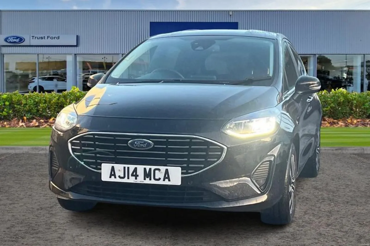 Ford Fiesta 1.0 EcoBoost Hybrid mHEV 125 Titanium - Image 5