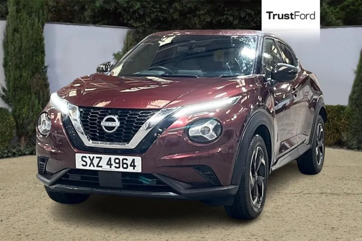 Nissan Juke 1.0 DiG-T 114 N-Connecta 5dr DCT - Image 5