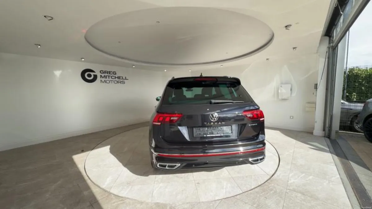 Volkswagen Tiguan 1.4 TSI eHybrid R-Line 5dr DSG - Image 6