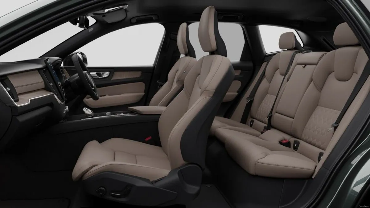 Volvo XC60 T6 PLUS PRO DARK *200KMS EV RANGE* € PE - Image 6