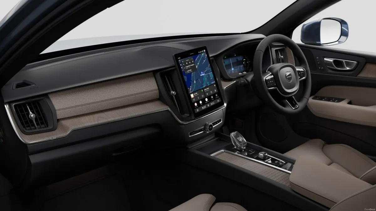 Volvo XC60 T6 PLUS DARK *200KMS EV RANGE* € PER WE - Image 4