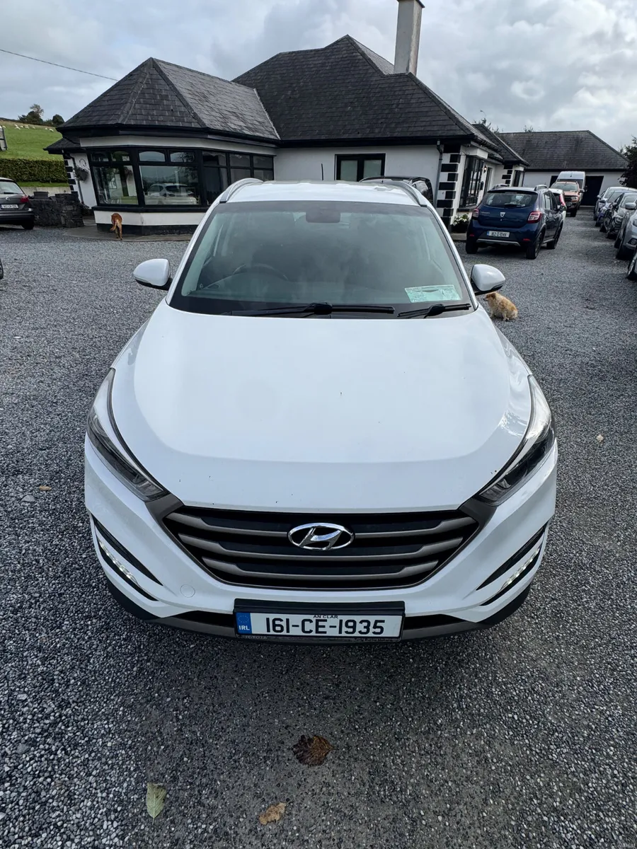 Hyundai Tucson 2016 taxed and tested - Image 2