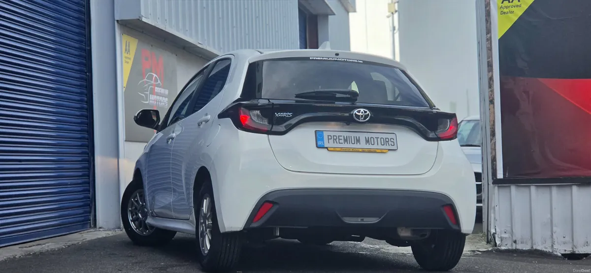 Toyota Yaris Automatic AA Approved - Image 3