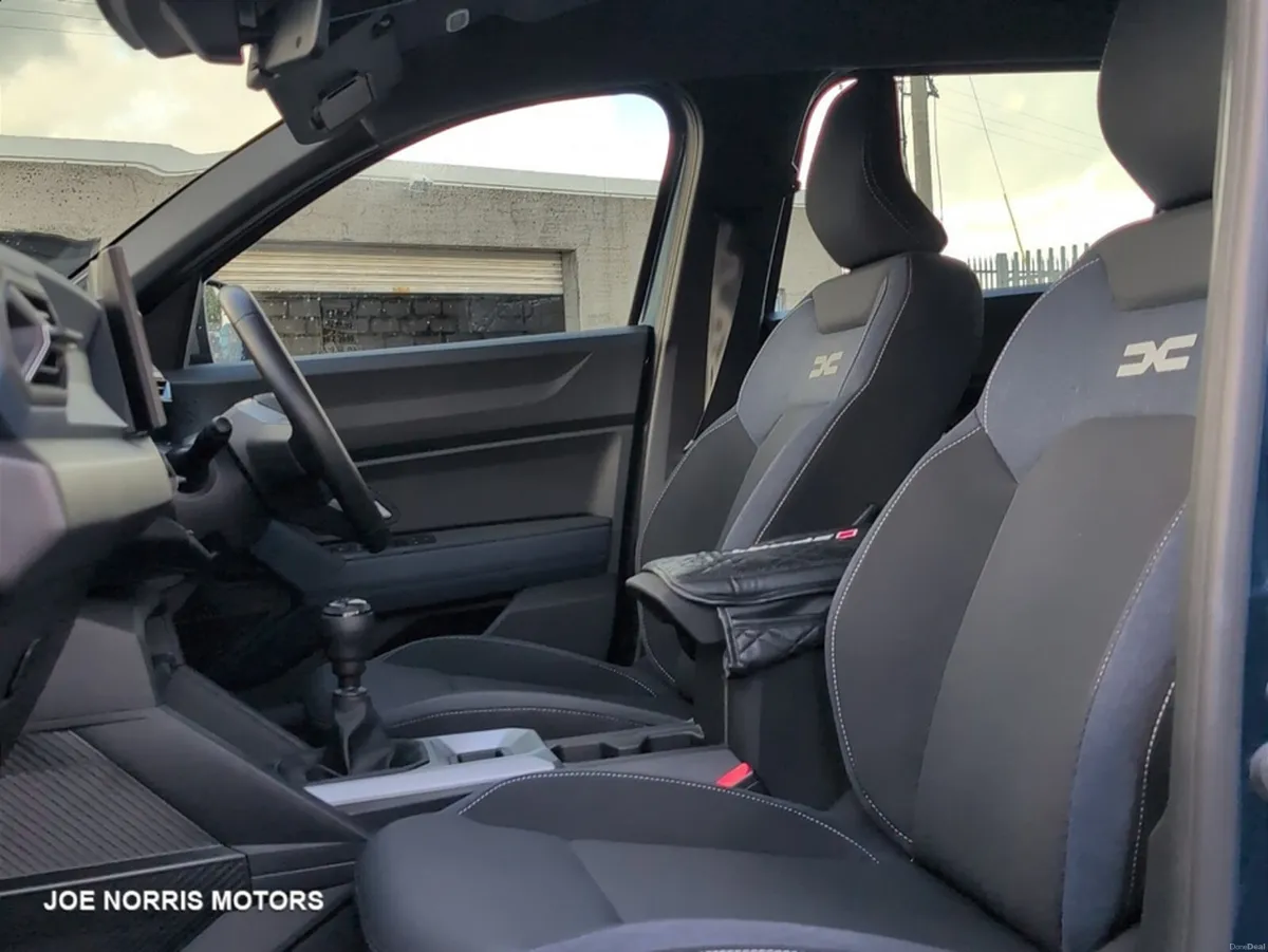 Dacia Bigster EXPRESSION TCE 140 - Image 2