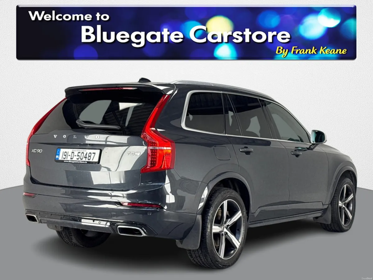 Volvo XC90 T8 AWD PHEV R-DESIGN **FULL BLACK HALF - Image 4