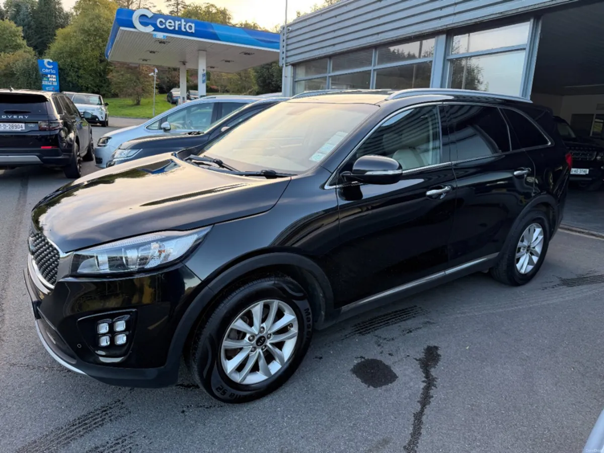 Kia Sorento PLATINUM ONLY 128K KMS - Image 4