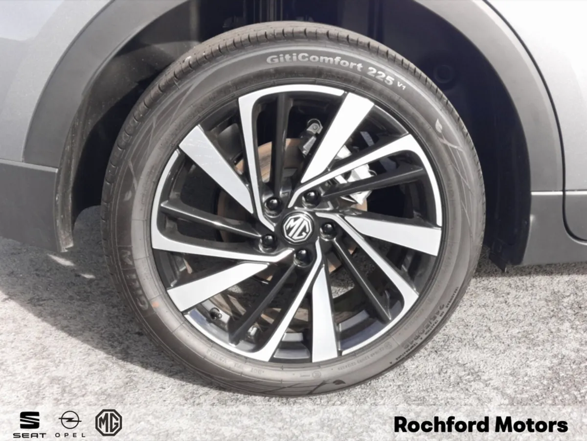 MG ZS Exclusive Hybrid  ***Demo Sale, 4.9% APR Fin - Image 6