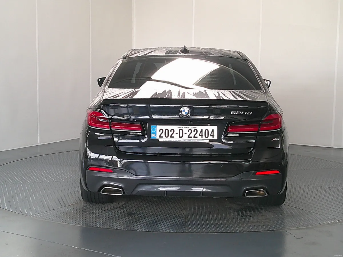 BMW 5-Series 2020 - Image 6