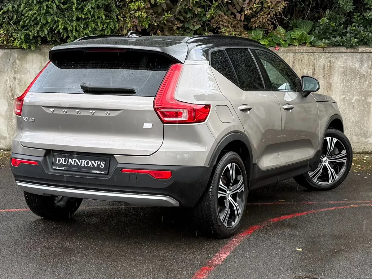 Volvo XC40 2022 INSCRIPTION T4 RECHARGE*HIGH SPEC* - Image 6