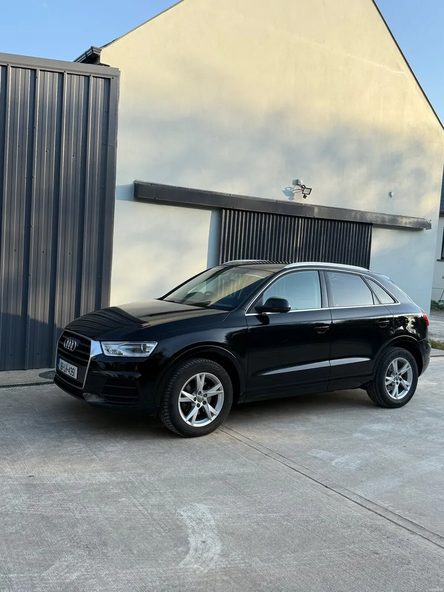 Audi Q3 - Image 6