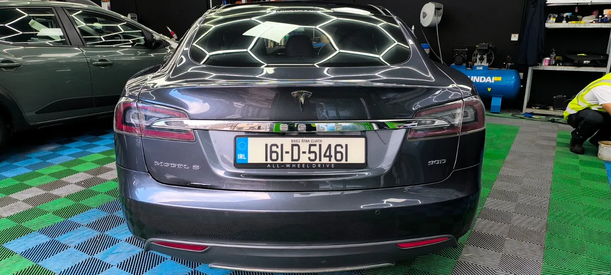 Tesla Model S 2016 - Image 6