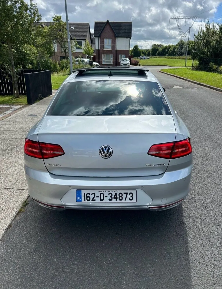 VW Passat - Image 2