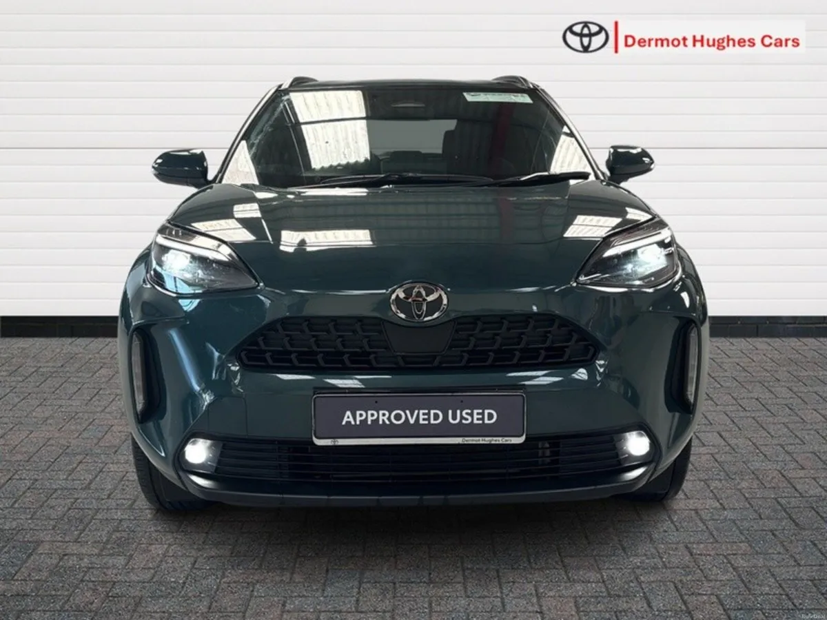 Toyota Yaris Cross LUNA SPORT MONO 4DR AUTO - Image 5