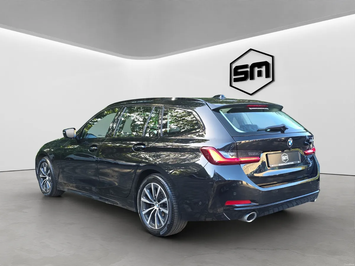 2023 BMW 320D T3SD TOURING. - Image 5