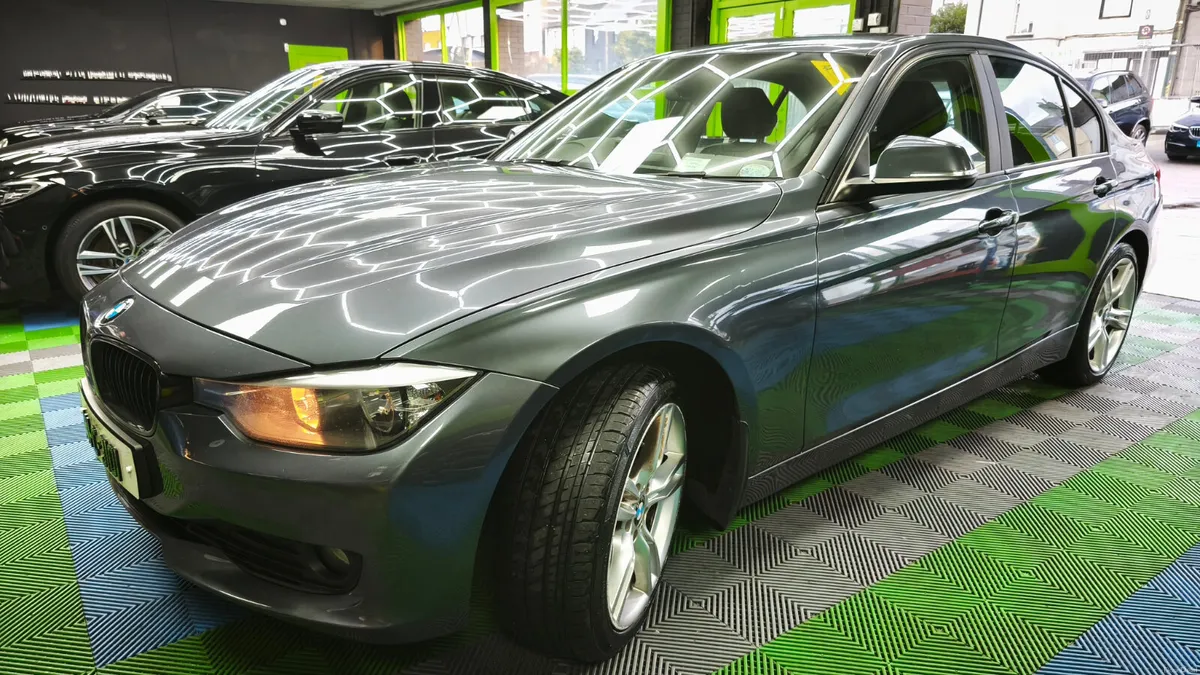 BMW 3-Series 2014 - Image 3