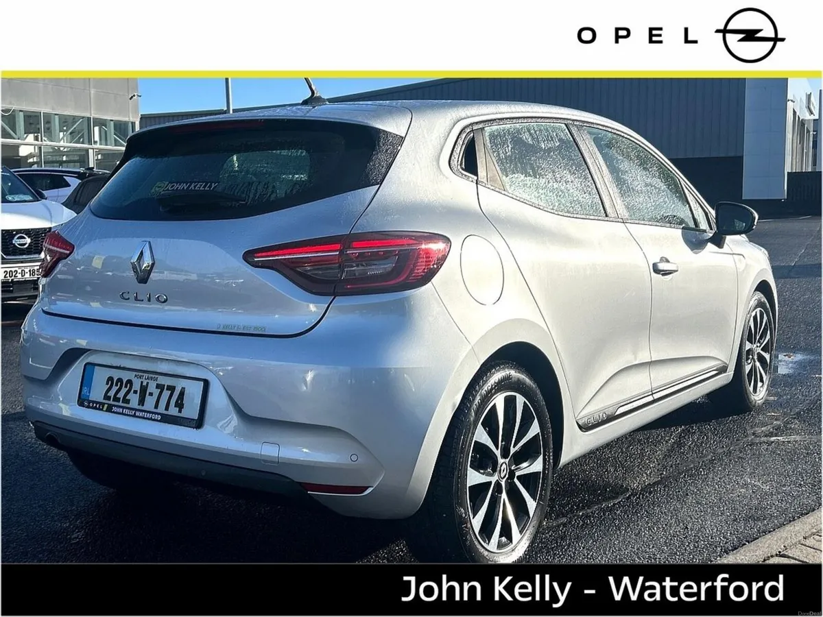 Renault Clio Iconic TCe 90 FULL DEALER SERVICE ,1 - Image 4