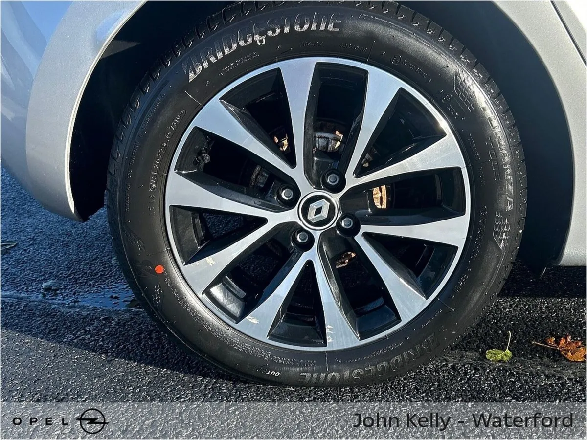 Renault Clio Iconic TCe 90 FULL DEALER SERVICE ,1 - Image 6