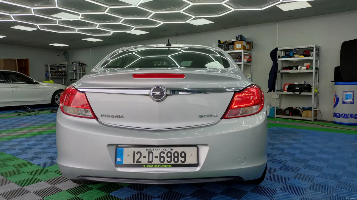 Opel Insignia 2012 - Sold as seen - Image 5