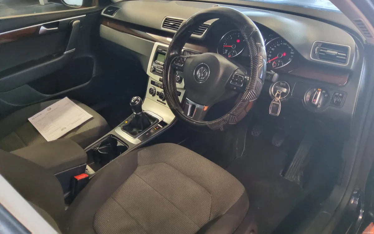 Volkswagen Passat 2014 - Image 6