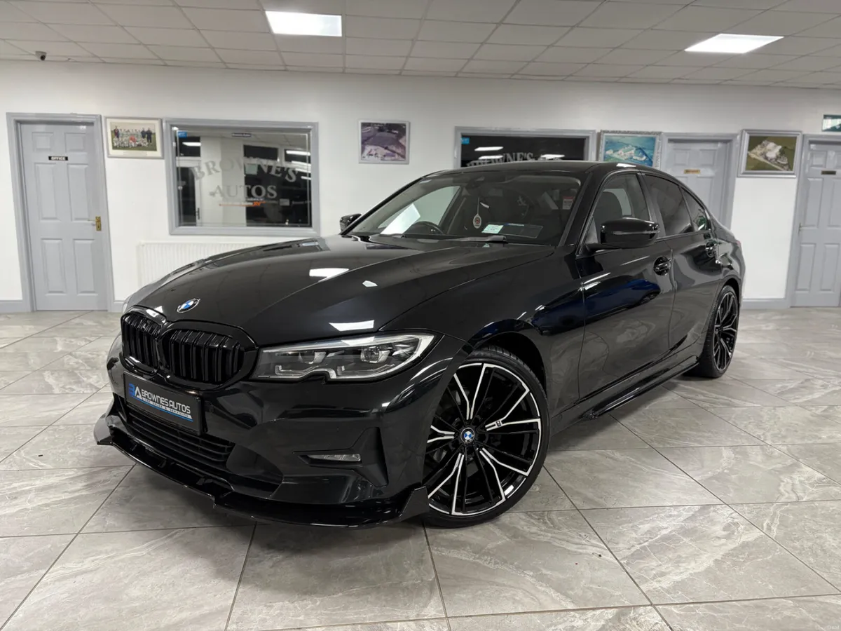 2020 BMW 318 Diesel Automatic M-Performance - Image 2