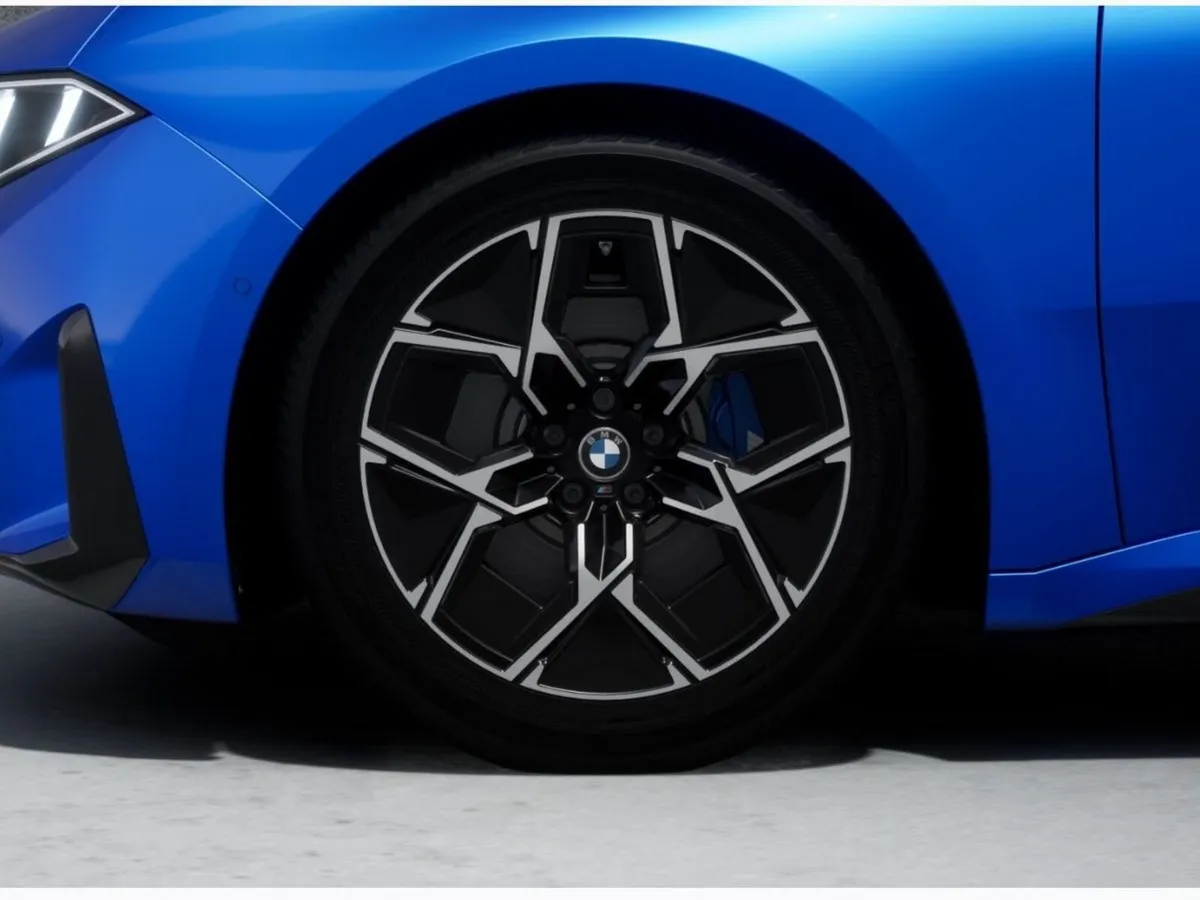 BMW i3 40 xDrive M Sport ORDER NOW - Image 3