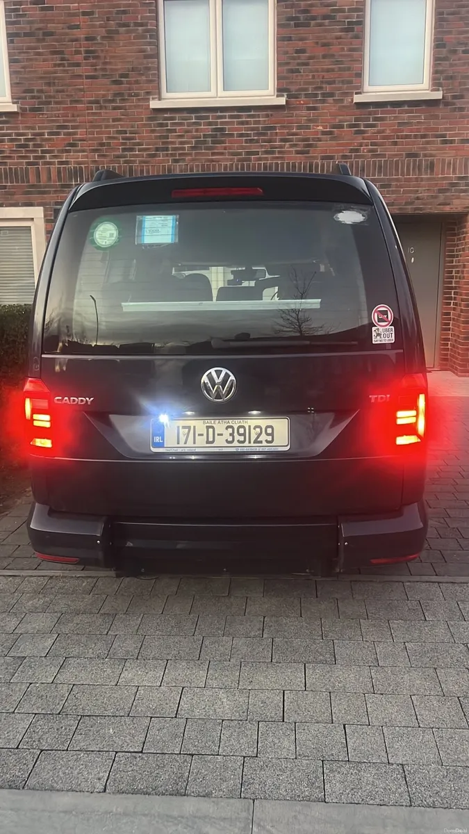 Taxi vw Caddy 7 seats - Image 3