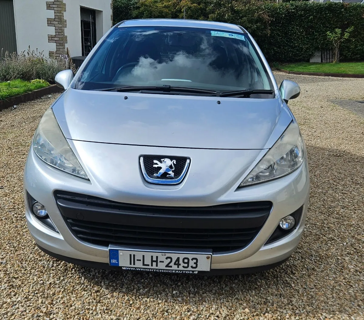 Peugeot 207 2011 *read description* - Image 2