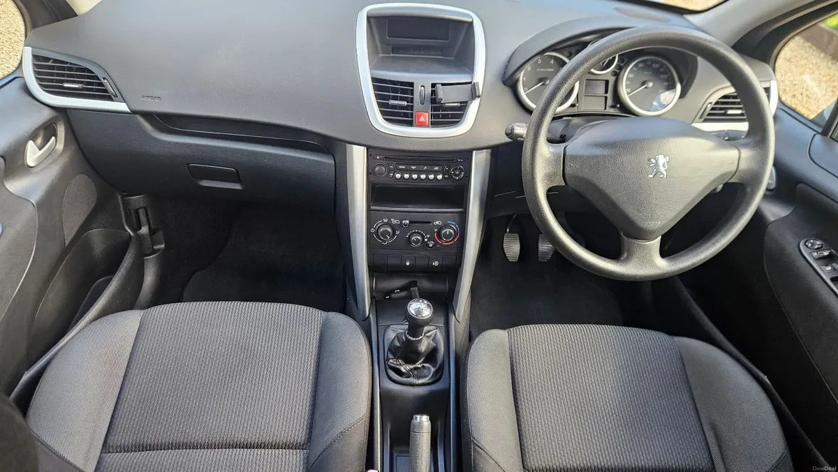 Peugeot 207 2011 *read description* - Image 6