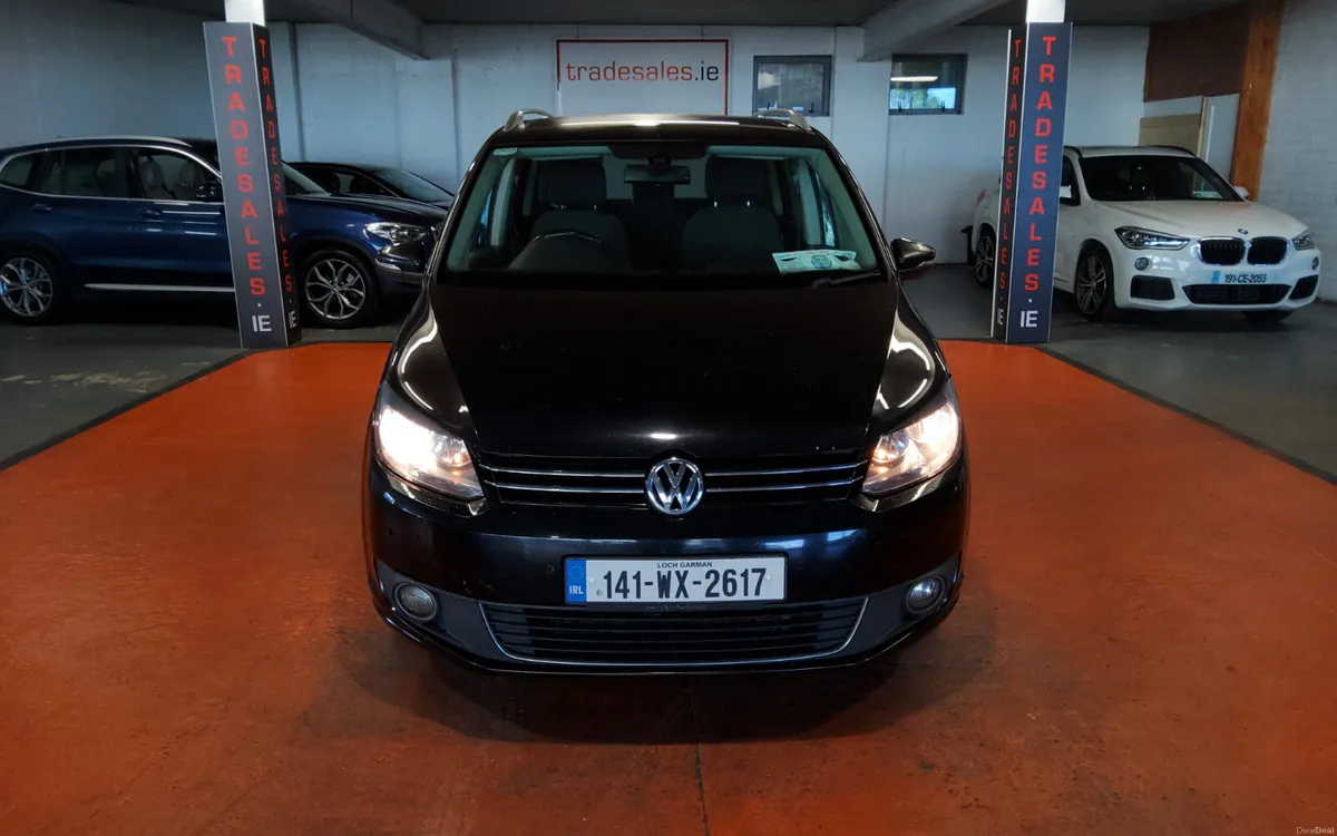 Volkswagen Touran 2014 - Image 2