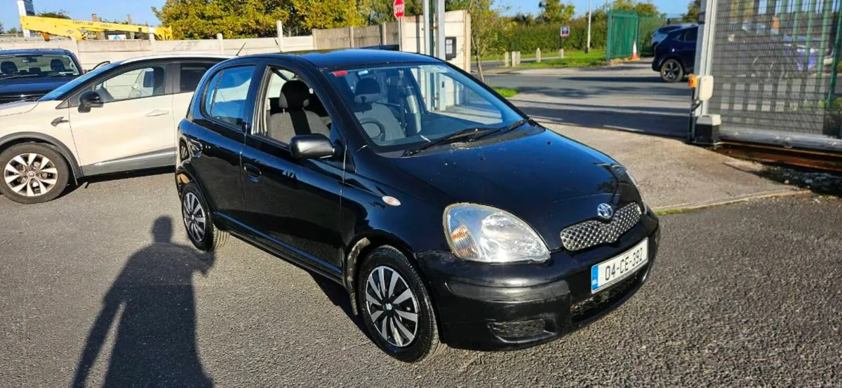 TOYOTA YARIS NCT 05/27 €1300 NO OFFERS - Image 1