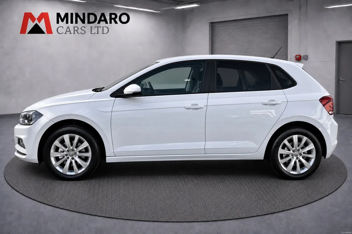 VW POLO 2018 AUTOMATIC//LOW KMS - Image 5