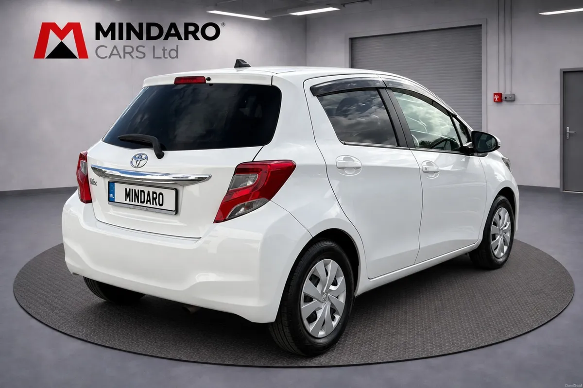 TOYOTA YARIS VITZ AUTOMATIC//ALARM AND IMMOBILISER - Image 5