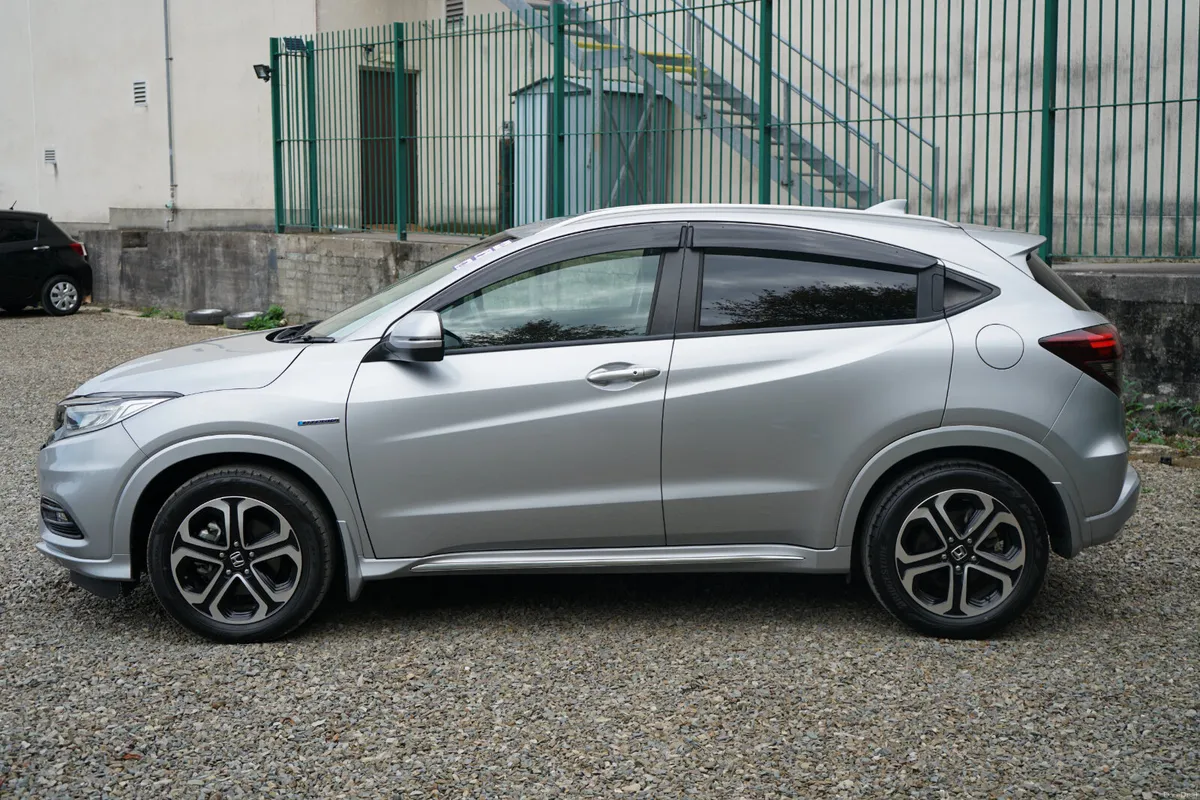 2019 Honda Vezel Hybrid - Image 4