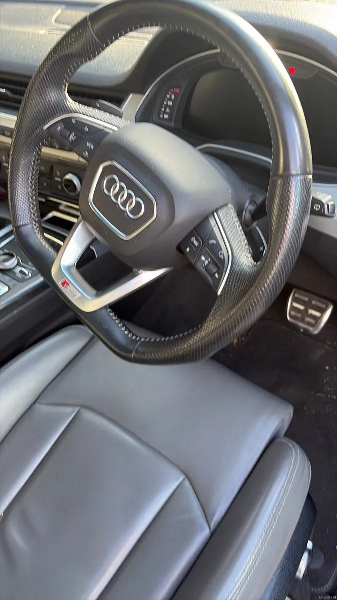 Audi q7 - Image 2