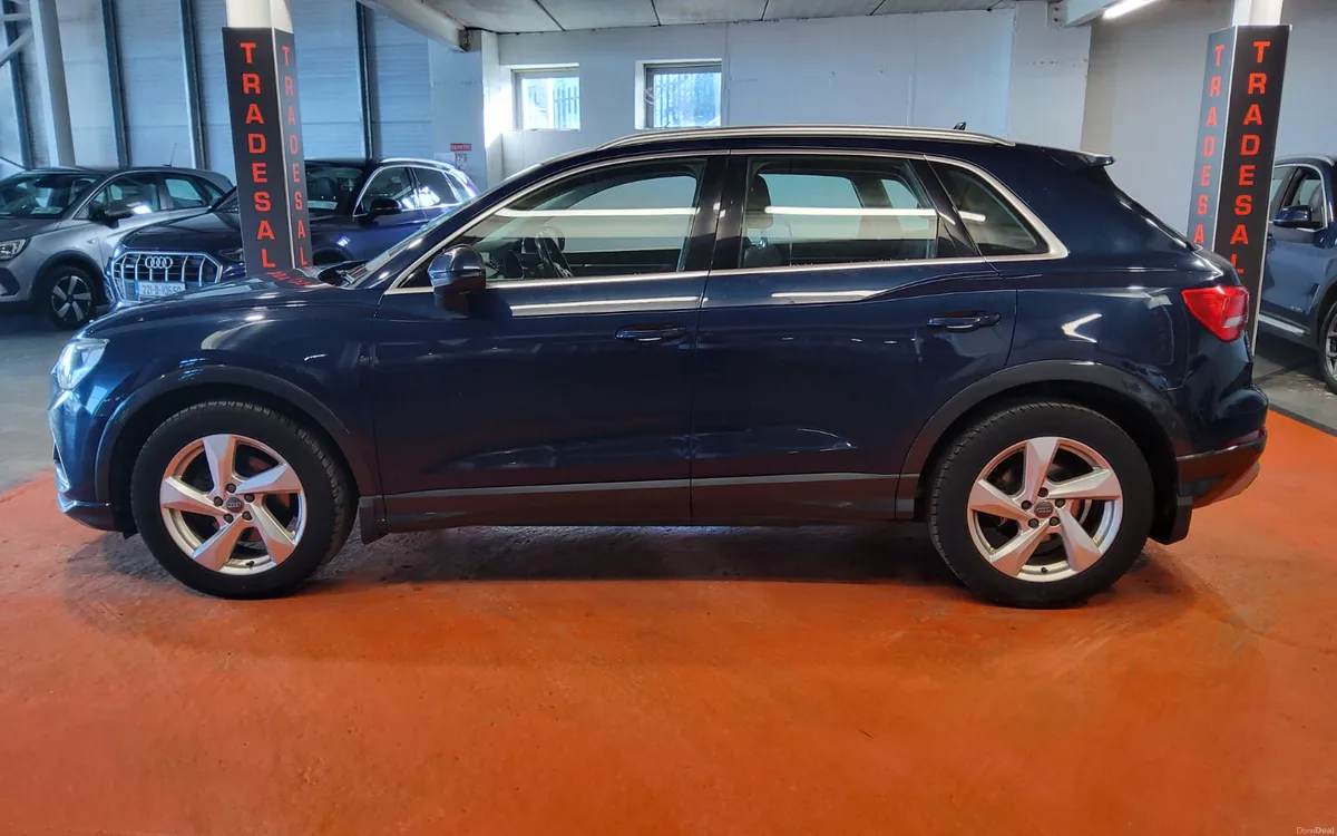 Audi Q3 2019 - Image 3