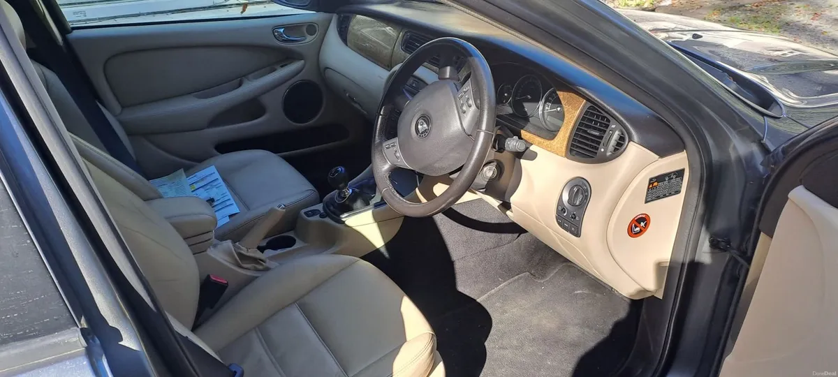 Jaguar X-Type 2008 - Image 1