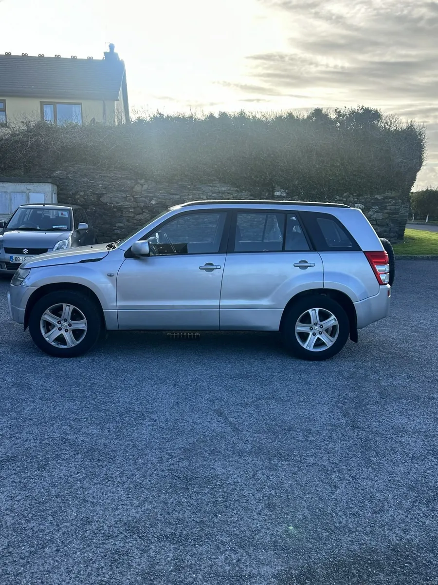 Suzuki Grand Vitara 2008 - Image 3