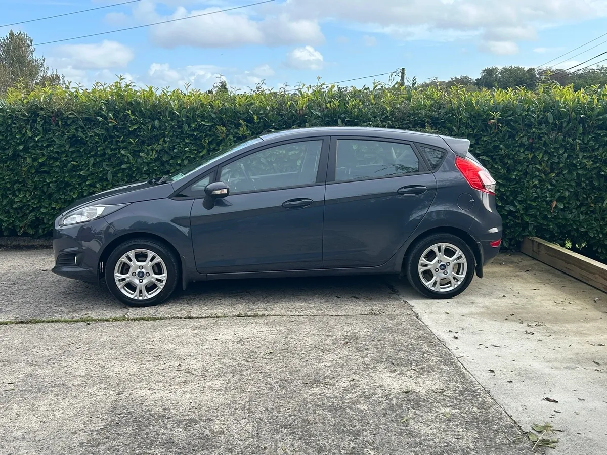 Ford Fiesta - Image 2