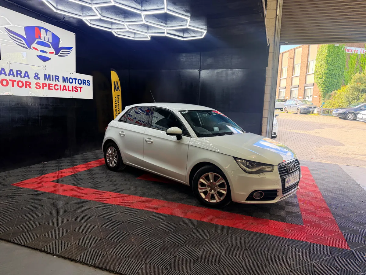 Audi A1 1.4L, 2014, Low Mileage, Steering Controls - Image 3