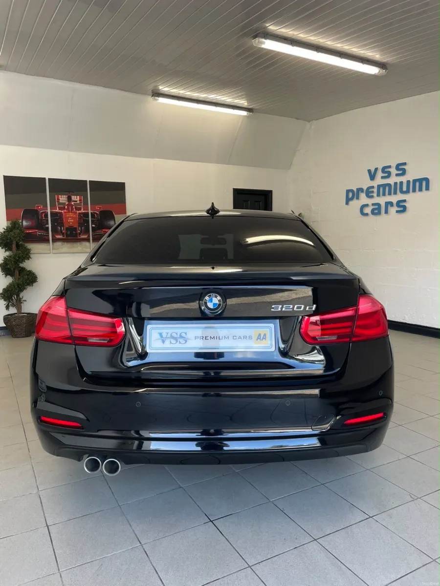 BMW 320D 2016 - Image 2