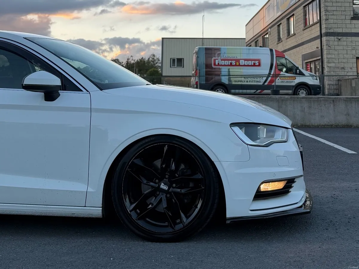 AUDI A3 SALOON 2016 - Image 6