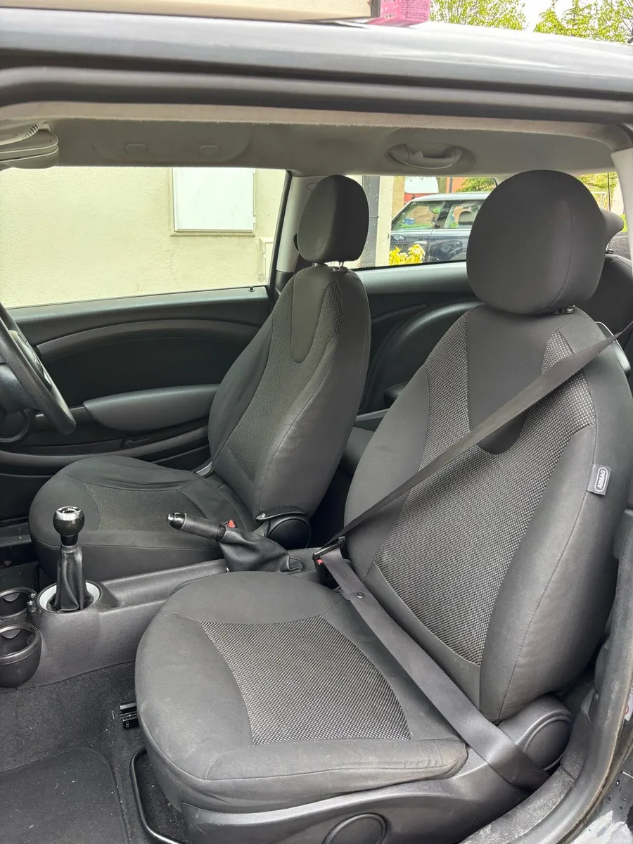 Mini Cooper - Image 6