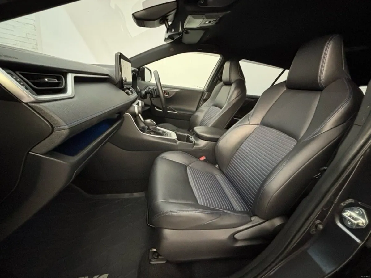 Toyota RAV4 HYBRID SPORT - Image 6