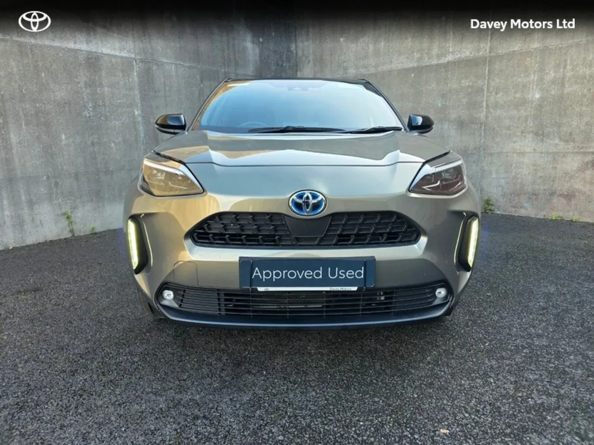 Toyota Yaris Cross CROSS LUNA SPORT 4DR AUTO - Image 5