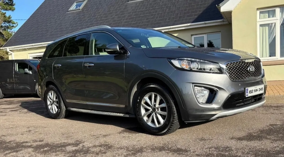 Kia Sorento 2016 - Image 2