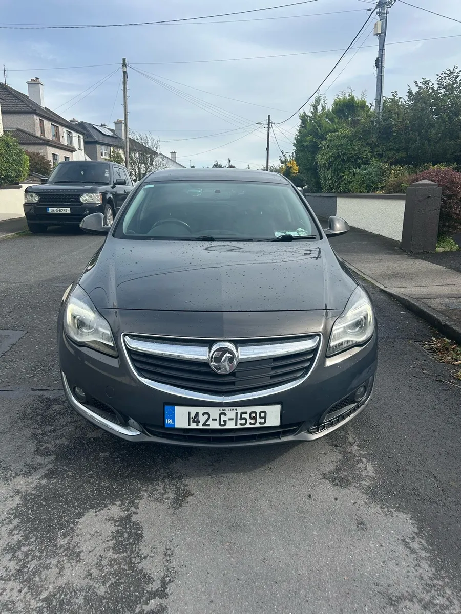 142 Vauxhall insignia SRI NCT 12/26 tax 11/26 - Image 2